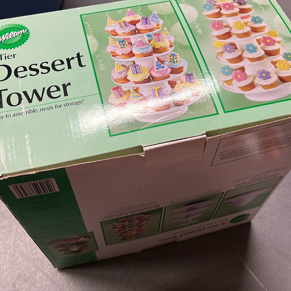 Wilton 4-Tier Dessert Tower - Picture 7 of 7